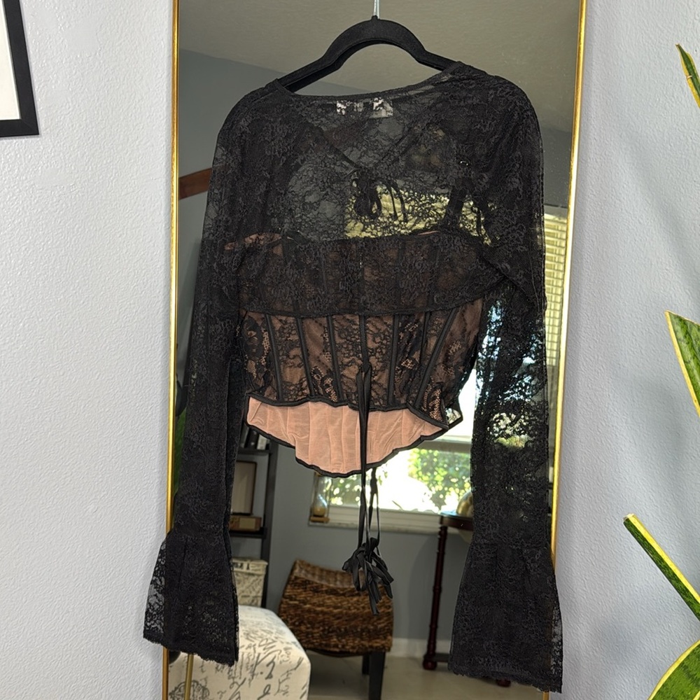 HOUSE OF CB 'Lisette' Black Lace Corset Top with Bolero - Picture 8 of 10
